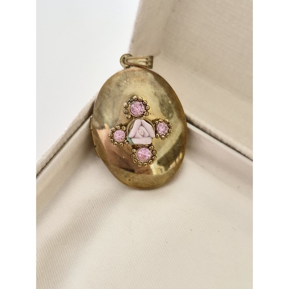 Vintage Gold Tone Oval Pink Roses Rhinestone Locket - Picture 2 of 7